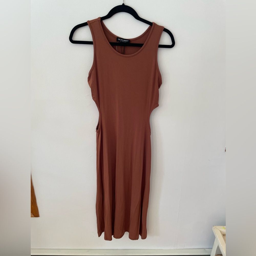 NWT see you Monday brown sleeveless midi dress with cut out sides size XL